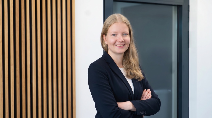 Nora Schniedermann, GMP-/GDP-Qualitätsmanagerin